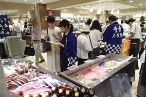 煮魚名人_北隆丸_オホーツク活魚